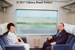 Rede invencível de mulheres Soka de felicidade e esperança