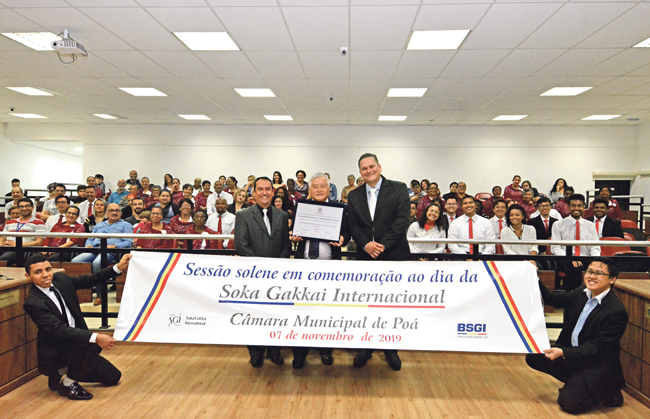 Poá homenageia a Soka Gakkai