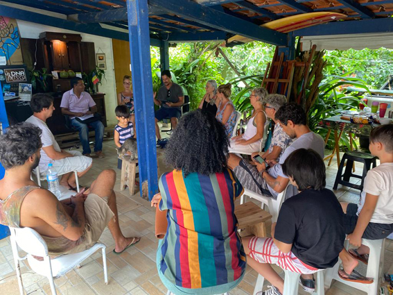 Natalya Rusinovaning erotik fotosuratlari Juda chiroyli cheerleader qiz bilan jinsiy aloqa