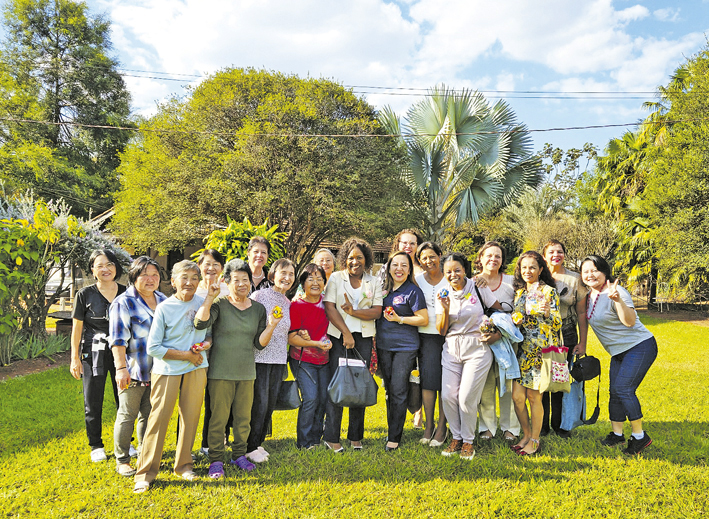 Divisão Feminina  de vitória absoluta