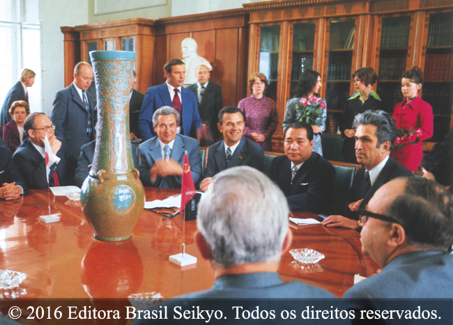 O primeiro título honorário da Universidade Estatal de Moscou